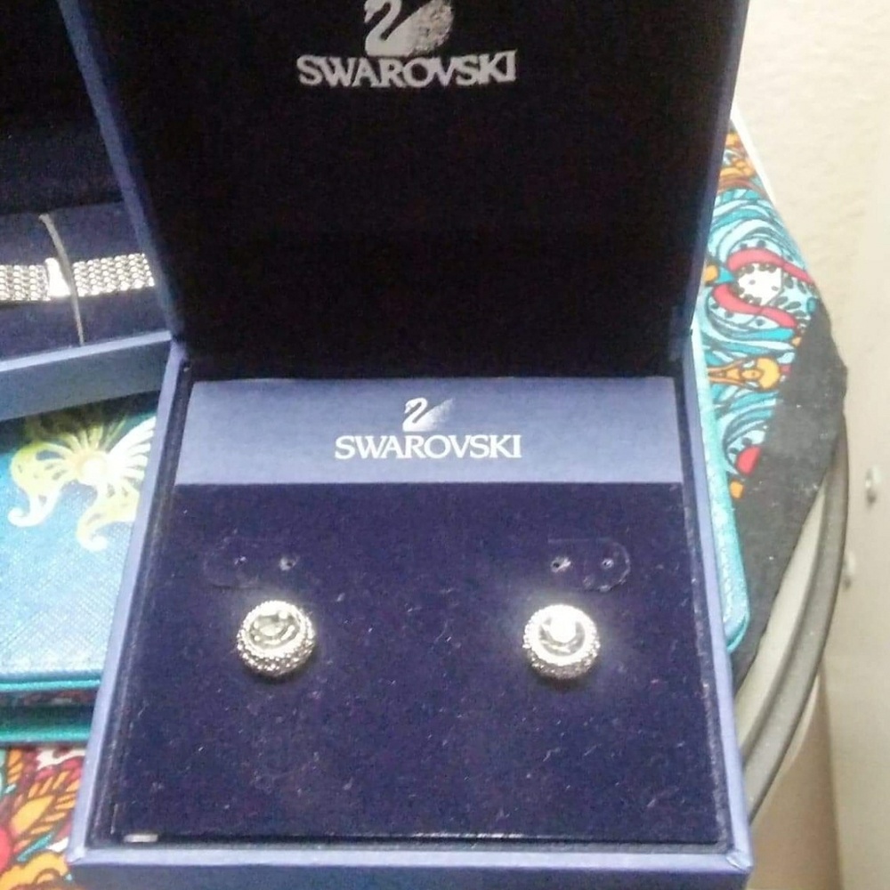 Studd earrings from Swarskovi